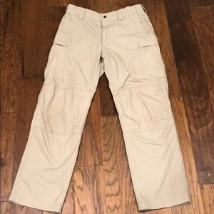 Men’s size 34 Blauer. tactical pants